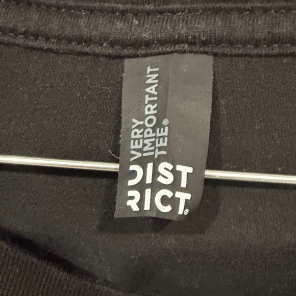 District Black Very Important Tee - Picture 2 of 8